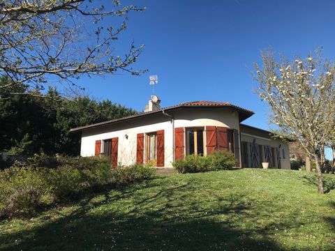  belle villa traditionnelle T6 Maison - 7 pi�ce(s) - 185 m�