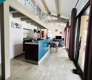  Maison � vendre 7 pi�ces 180 m�