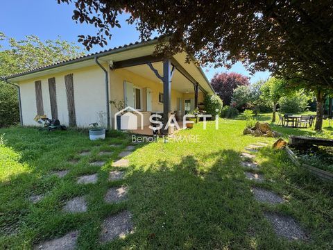   Superbe environnement  pour cette propri�t� conviviale compos�e de deux maisons Maison - 8 pi�ce(s) - 157 m�