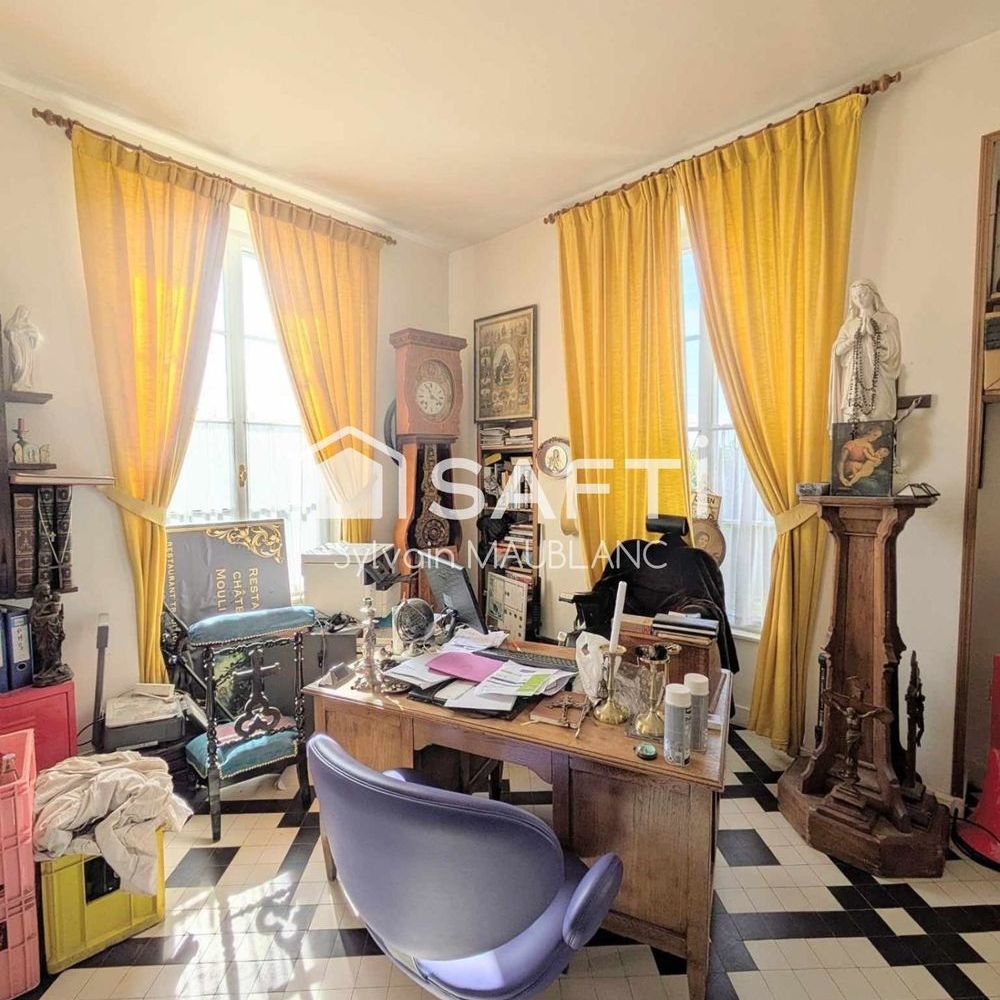 � vendre  Propri�t�/ch�teau Lavau (89170)