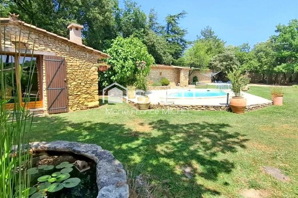 � vendre  Maison Gordes (84220)