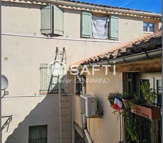  Immeuble � vendre 240 m�