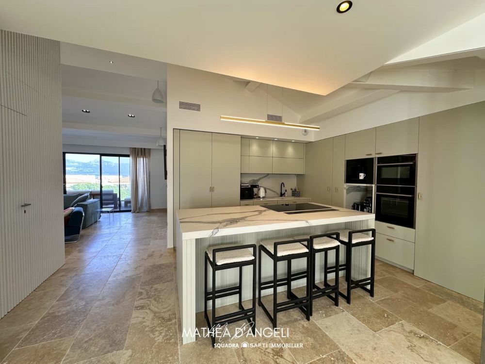 � vendre  Appartement Calvi (20260)