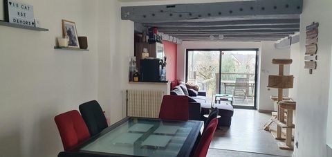   CHARMANTE MAISON DE BOURG AVEC TERRASSE -  3 CHAMBRES Maison - 4 pi�ce(s) - 81 m�