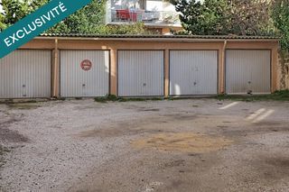  Parking / Garage � vendre 12 m�