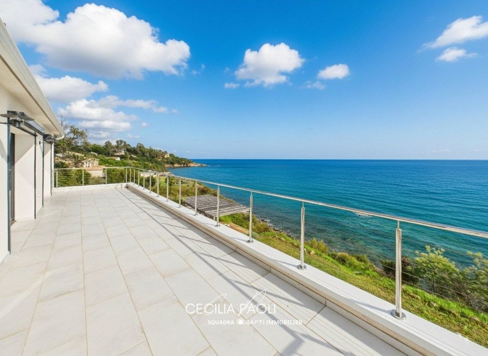 � vendre  Maison Sari-Solenzara (20145)