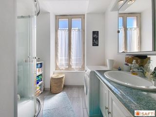  Immeuble � vendre 185 m�