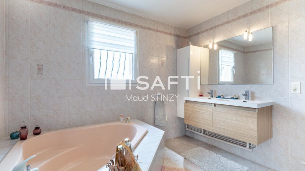 � vendre  Maison Roquebrune-sur-Argens (83520)