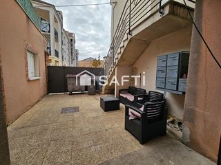  Immeuble � vendre 330 m�