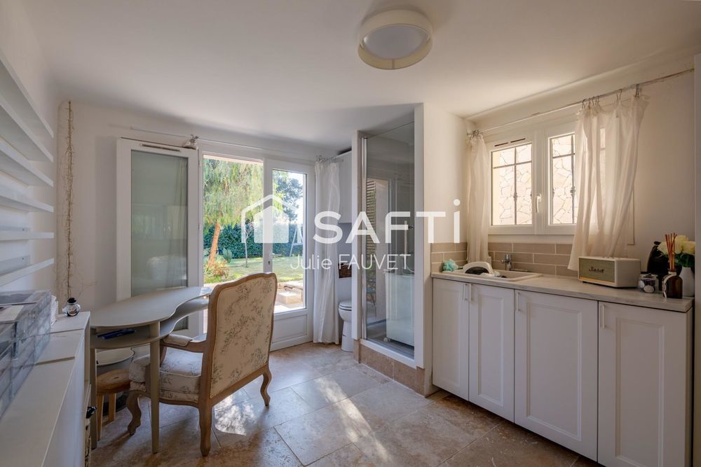 � vendre  Maison Saint-Rapha�l (83700)