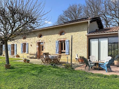   Le charme de l'ancien avec un confort moderne Maison - 6 pi�ce(s) - 200 m�