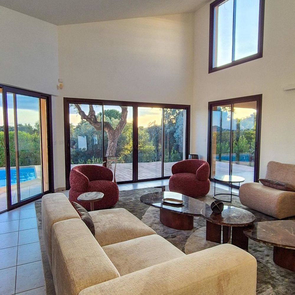 � vendre  Maison Saint-Rapha�l (83700)