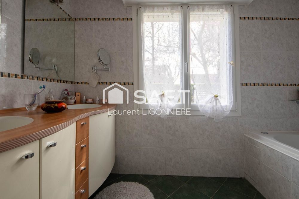 � vendre  Maison Santeny (94440)