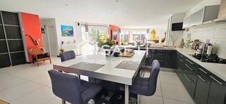  Maison � vendre 7 pi�ces 195 m�