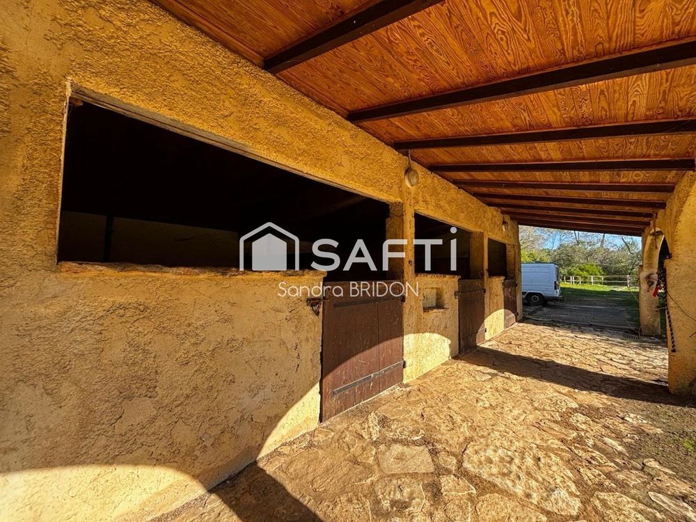 � vendre  Maison Lorgues (83510)