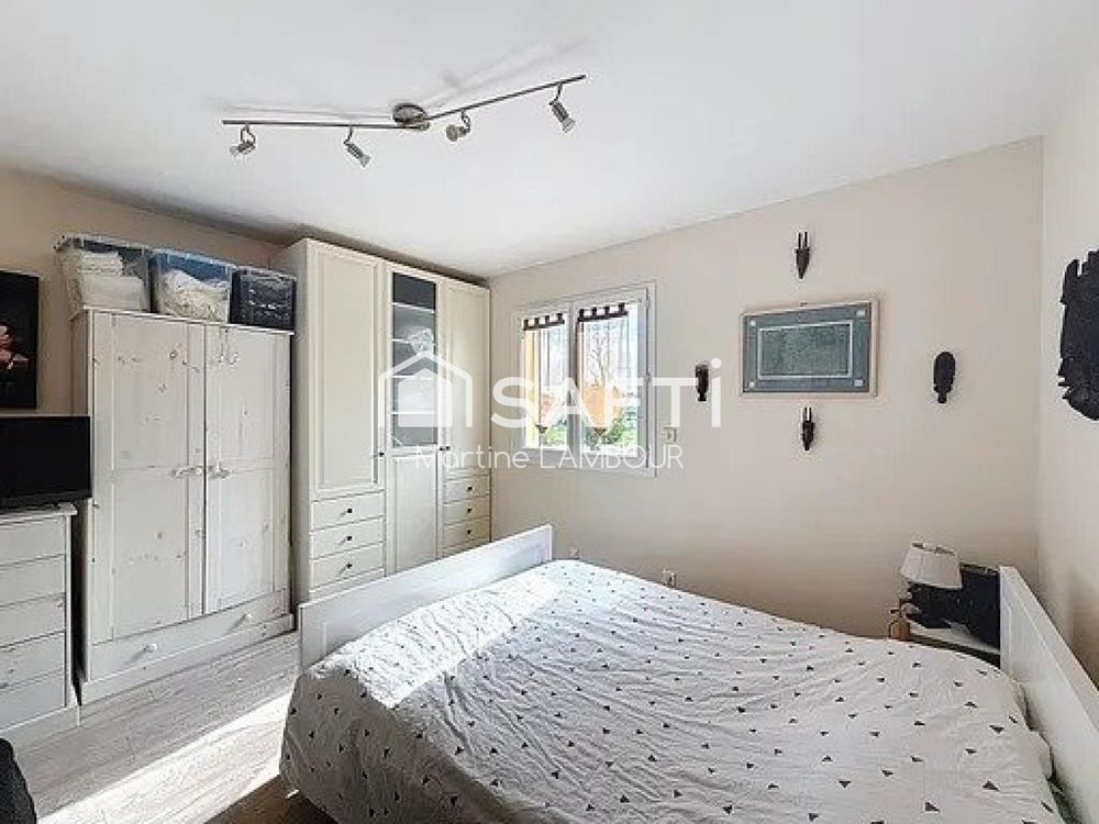 � vendre  Maison Paradou (13520)