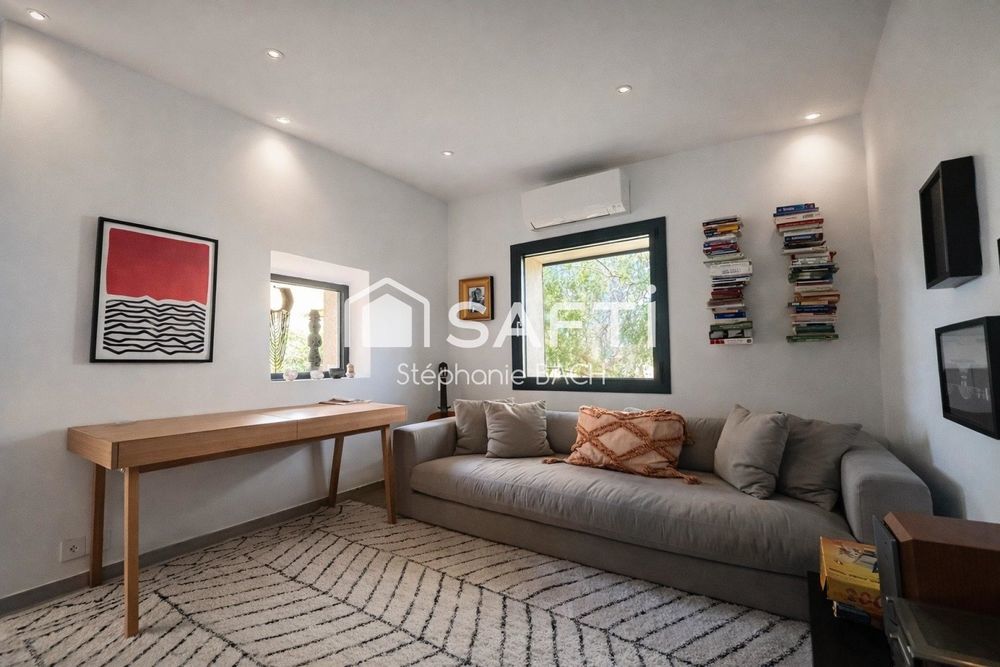 � vendre  Maison Saint-Cyr-sur-Mer (83270)