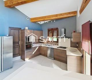  Maison � vendre 9 pi�ces 219 m�