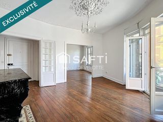  Immeuble � vendre 489 m�