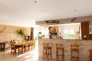  Maison � vendre 6 pi�ces 140 m�