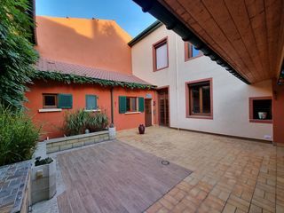  Maison � vendre 8 pi�ces 200 m�