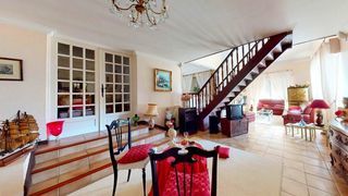  Maison � vendre 6 pi�ces 220 m�