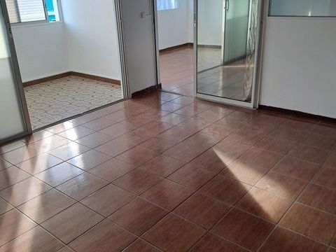   Grand appartement lumineux avec vue sur mer Appartement - 4 pi�ce(s) - 165 m�