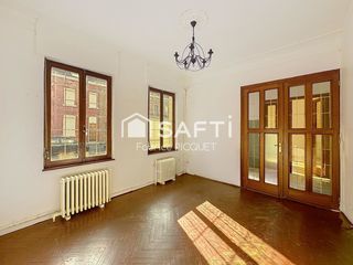  Immeuble � vendre 331 m�