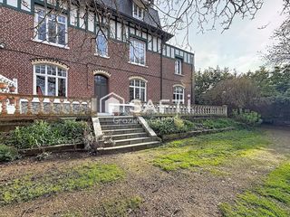  Maison � vendre 12 pi�ces 305 m�