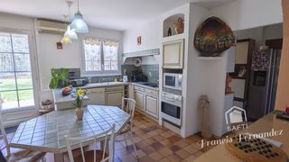  Maison � vendre 6 pi�ces 220 m�