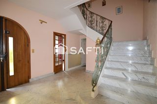  Maison � vendre 8 pi�ces 231 m�