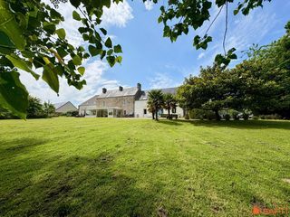  Maison � vendre 10 pi�ces 369 m�