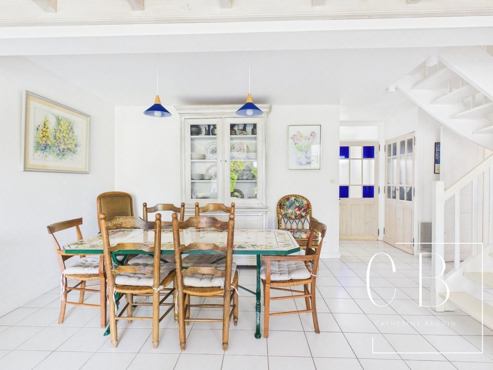 � vendre  Maison Saint-Martin-de-R� (17410)