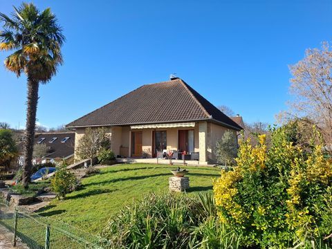   Agr�able plain pied au coeur d'un charmant village ! Maison - 4 pi�ce(s) - 90 m�