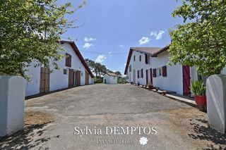  Maison � vendre 10 pi�ces 350 m�