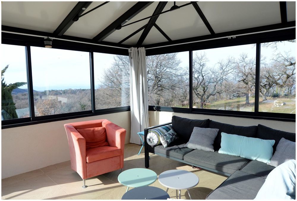 � vendre  Maison Eyzahut (26160)