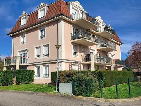   Dernier �tage avec ascenseur : beau 4P de 85m2 Appartement - 4 pi�ce(s) - 85 m�