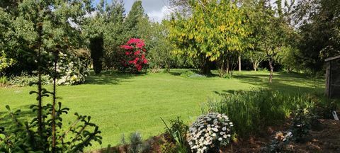   Vie de plain pied avec une chambre en rdc. Grand espace exterieur 5000m2 Maison - 6 pi�ce(s) - 112 m�