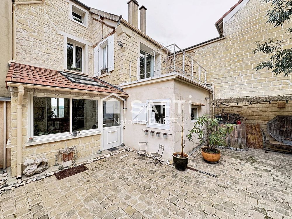 � vendre  Maison Le Mesnil-le-Roi (78600)