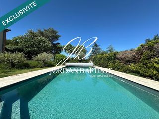  Maison � vendre 12 pi�ces 250 m�