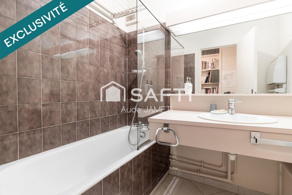 � vendre  Appartement Versailles (78000)