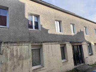  Immeuble � vendre 271 m�