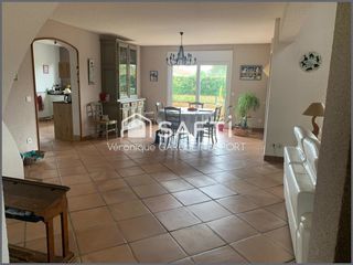  Maison � vendre 8 pi�ces 218 m�