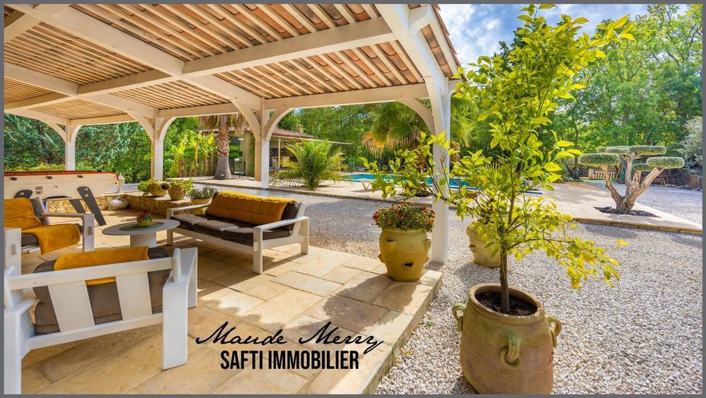 � vendre  Maison Besse-sur-Issole (83890)