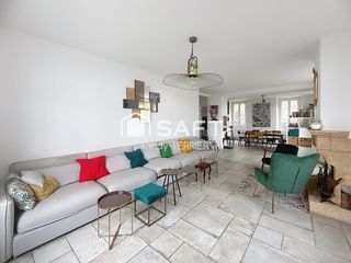  Maison � vendre 7 pi�ces 242 m�