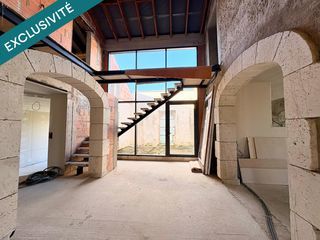  Maison � vendre 8 pi�ces 360 m�