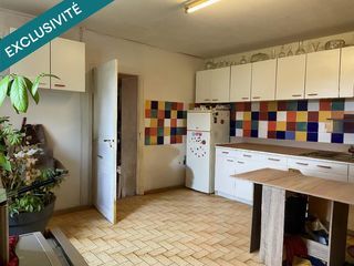  Immeuble � vendre 161 m�