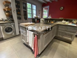  Maison � vendre 8 pi�ces 210 m�