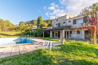  Maison � vendre 8 pi�ces 258 m�