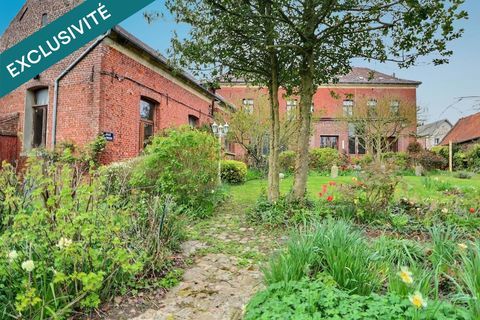   Coup de coeur pour cette imposante propri�t� avec maison bourgeoise de 1861, p�ture de 5000m2 et grange de 500 m2 ! A r�nover. Maison - 12 pi�ce(s) - 332 m�